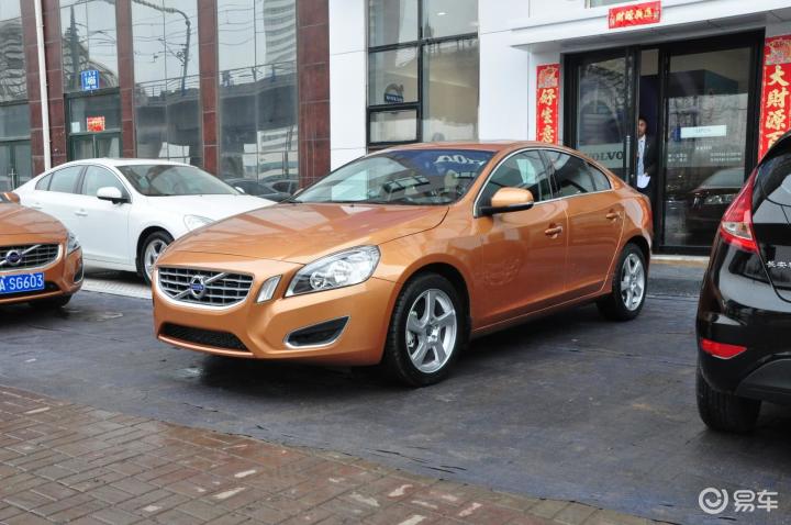 2012款 沃尔沃s60(进口) 2.0t 双离合 t5 智尚版