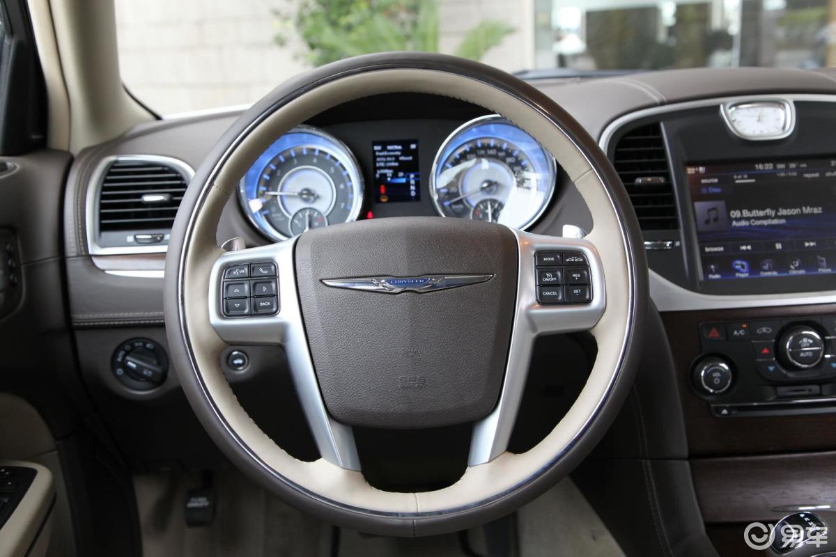 【克莱斯勒300c(进口)2012款3.