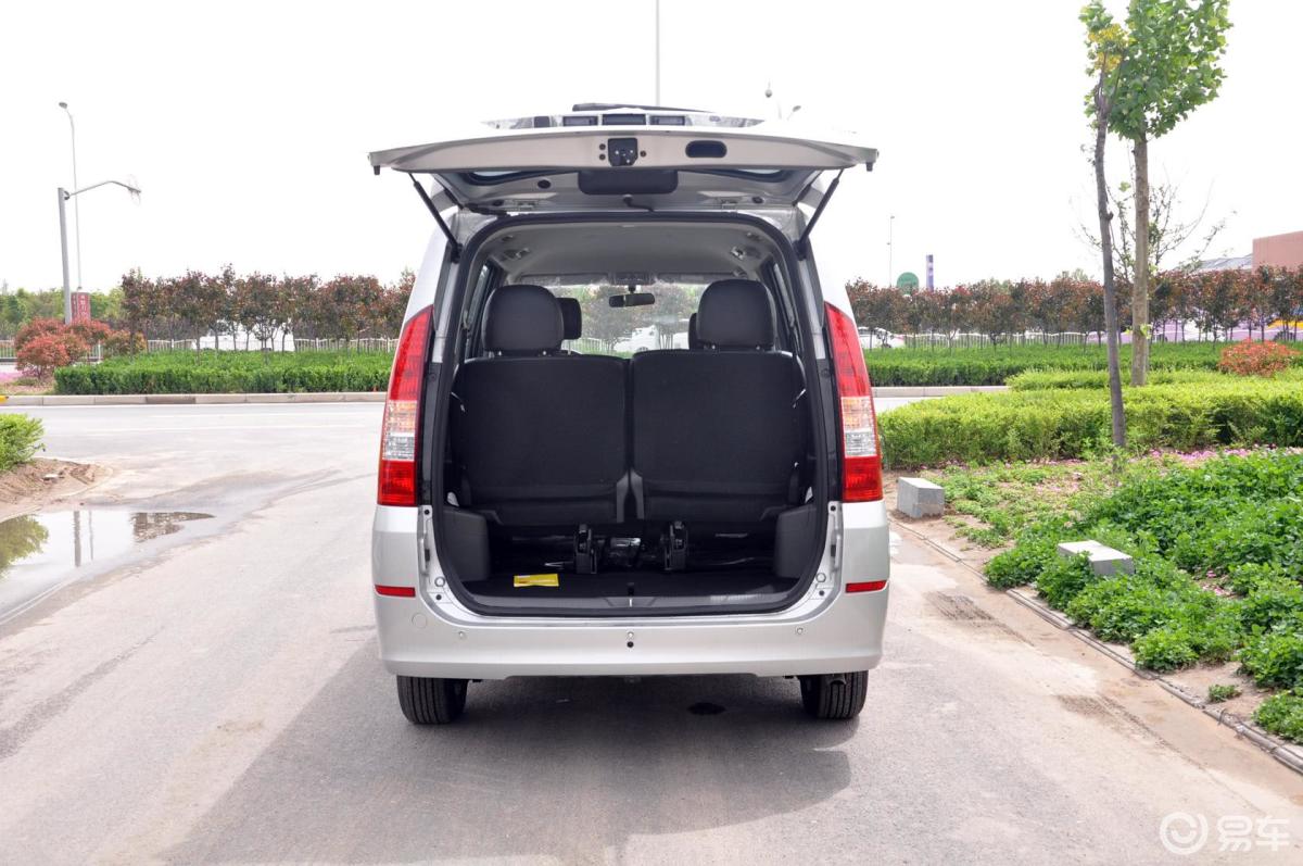 【长城v802012款1.5t 手动 雅尚版空间汽车图片-汽车图片大全】-易车