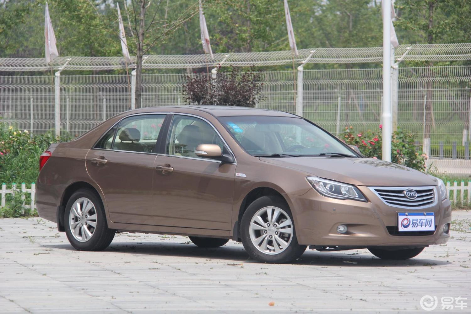 【比亚迪g62012款1.