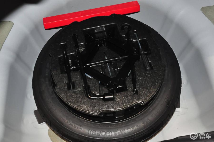 0 glx 自动豪华版备胎汽车图片-汽车图片大全】-易车网