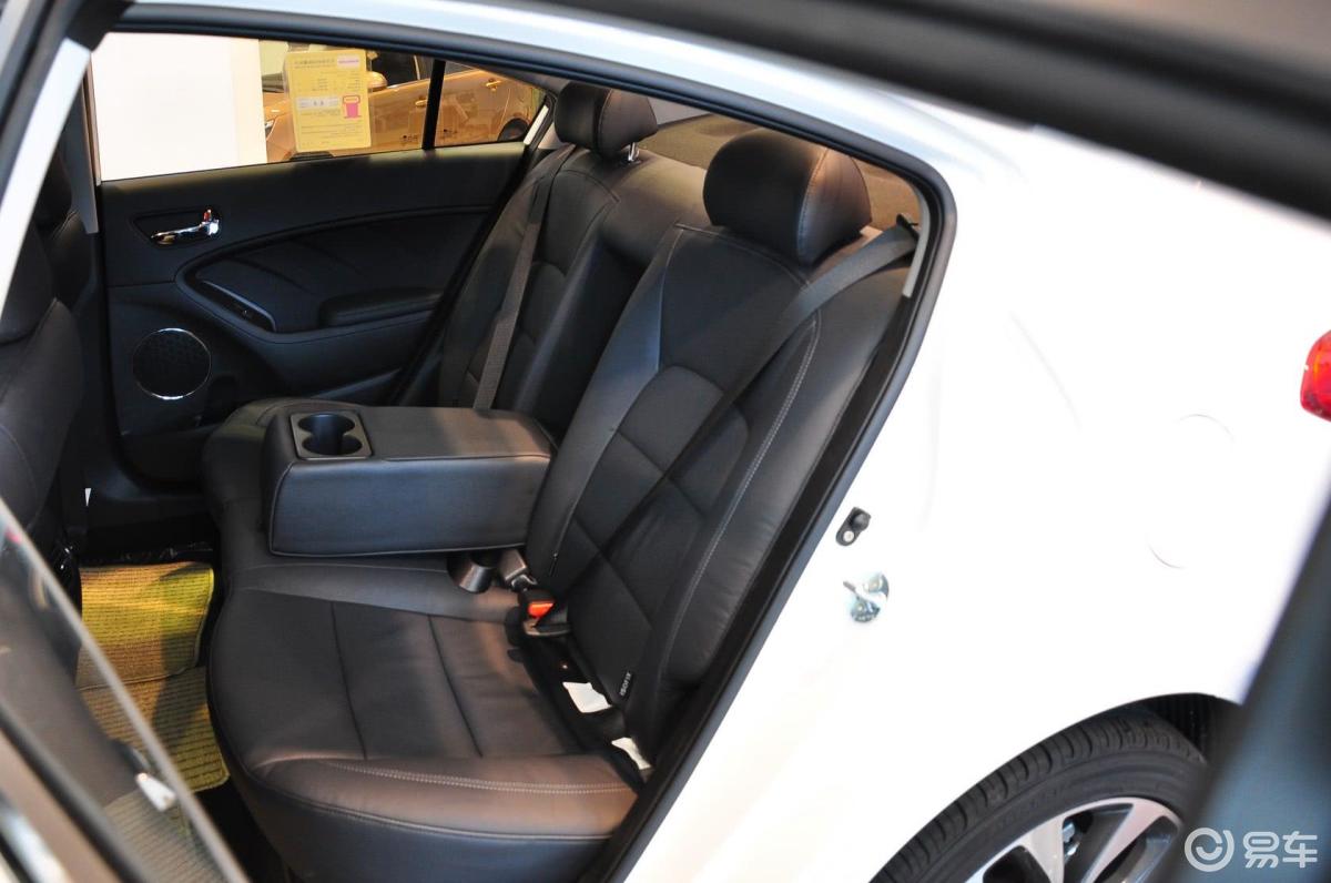 【起亚k32013款1.6l 自动 premium内饰汽车图片-汽车图片大全】-易车