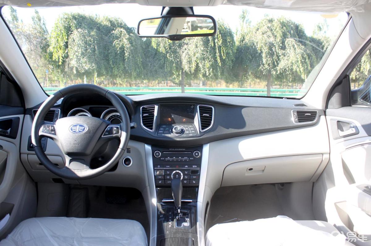 0l 自动 豪华型内饰全景正拍汽车图片-汽车图片大全】-易车