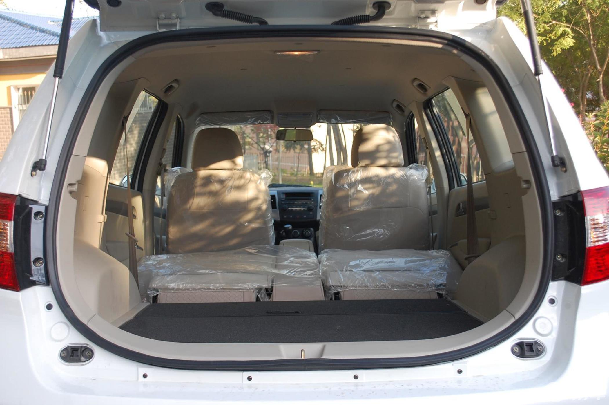 【陆风x82012款探索版 2.