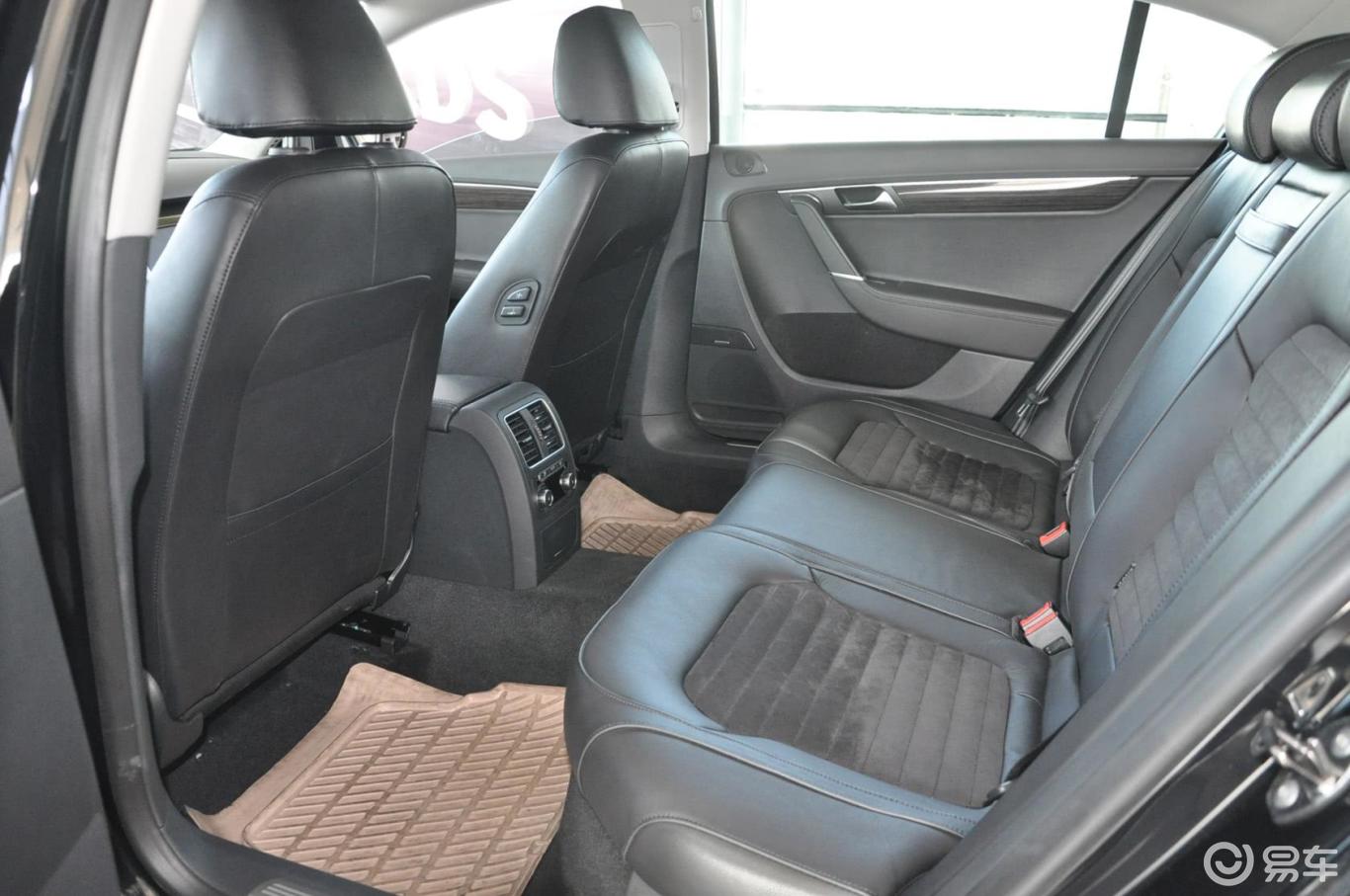 迈腾空间-摩卡棕