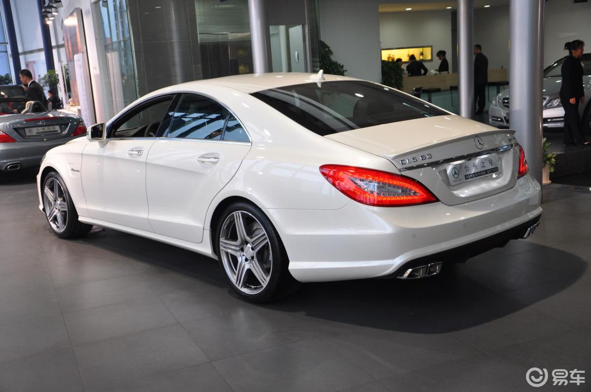 【amg cls级2015款cls 63 4matic侧前45度车头向右水平汽车图片-汽车
