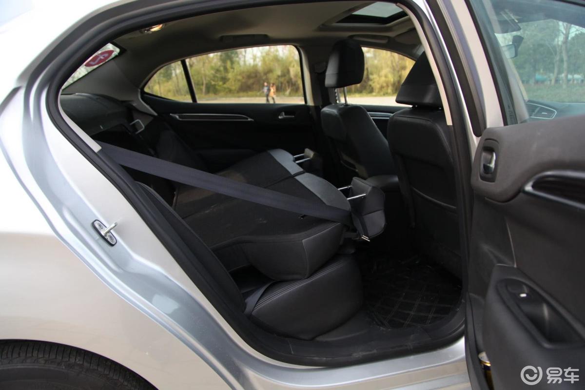 【雪铁龙c4l2013款1.