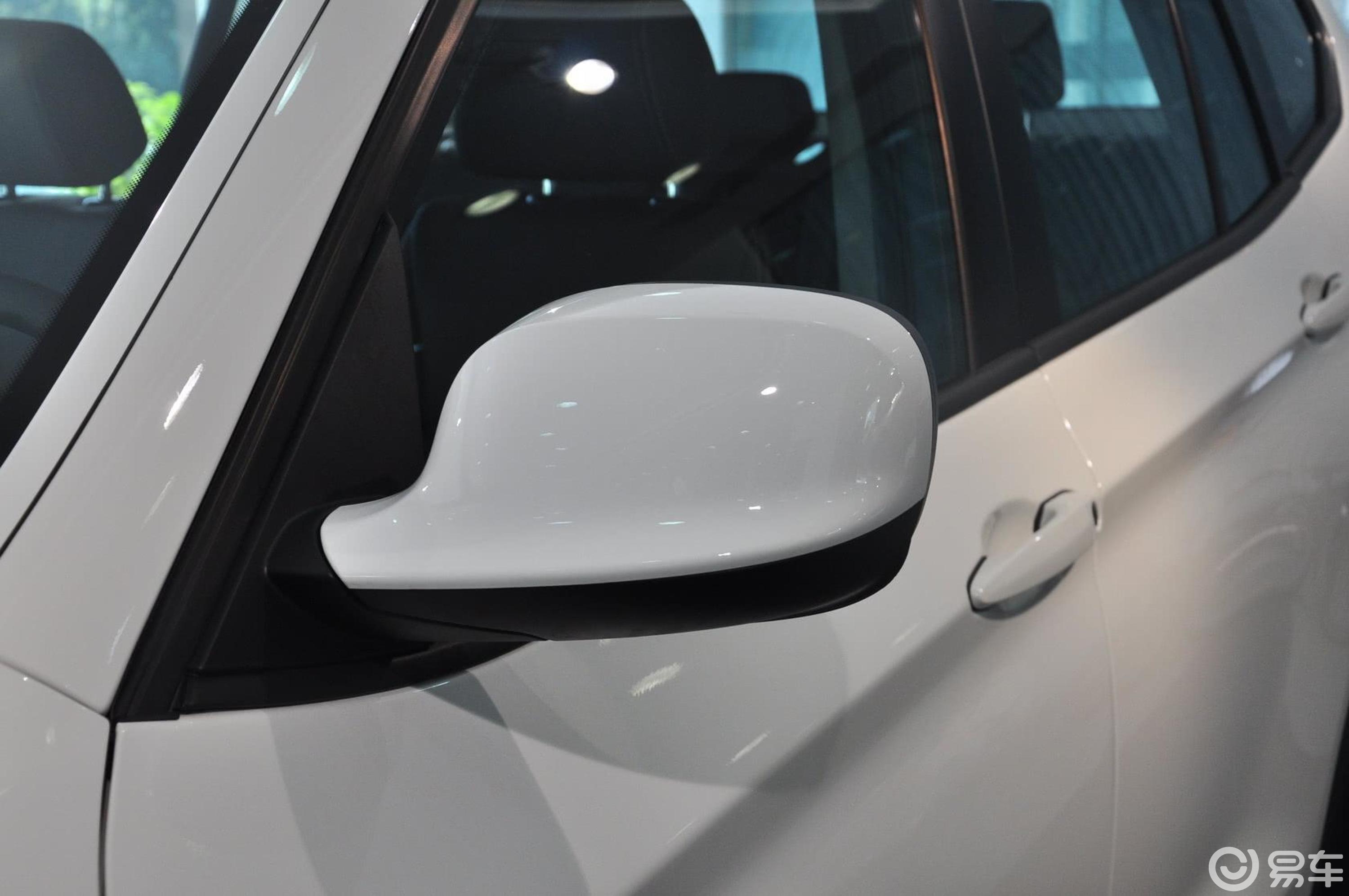 【宝马x32012款xdrive28i 豪华型后视镜转向灯(前)汽车图片-汽车图片
