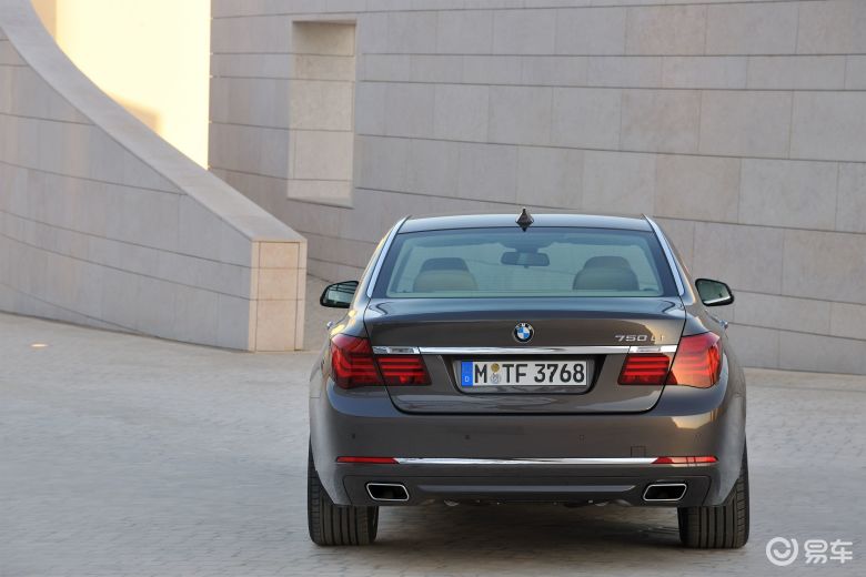 【宝马7系汽车图片-汽车壁纸下载】-易车网