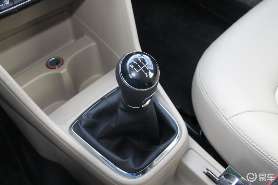 【捷达2013款1.6l 手动舒适型换挡杆汽车图片-汽车图片大全】-易车网