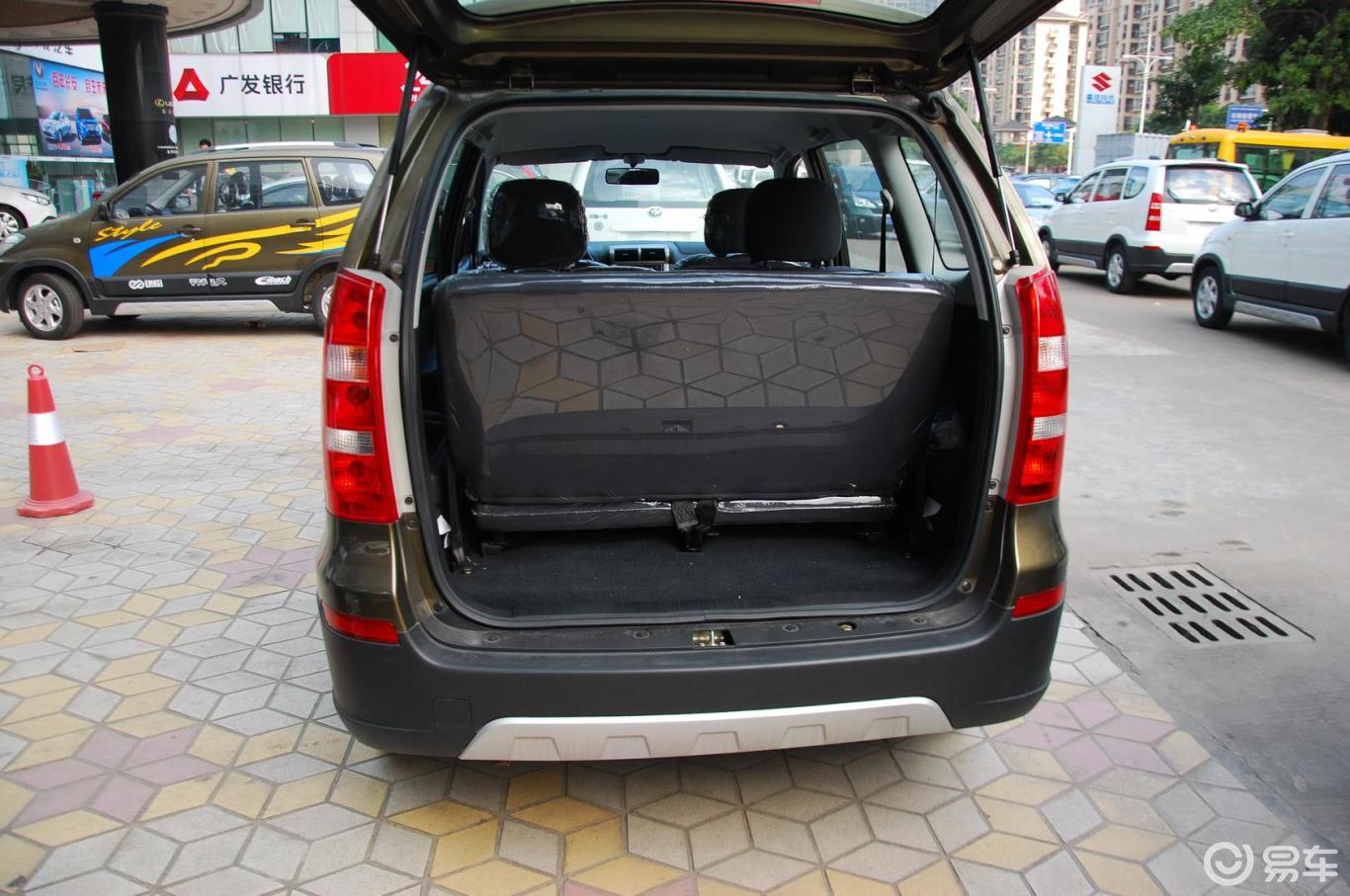 5l 精英都市版 7座】一汽森雅s80_1.