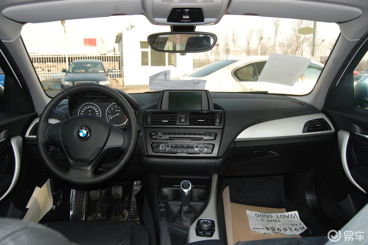 【宝马1系(进口)2012款116i mt内饰全景正拍汽车图片-汽车图片大全】