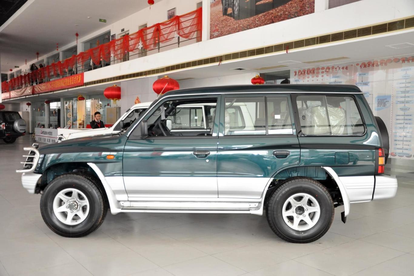 黑金刚2.2l 手动 两驱 标准版 cfa6481m外观