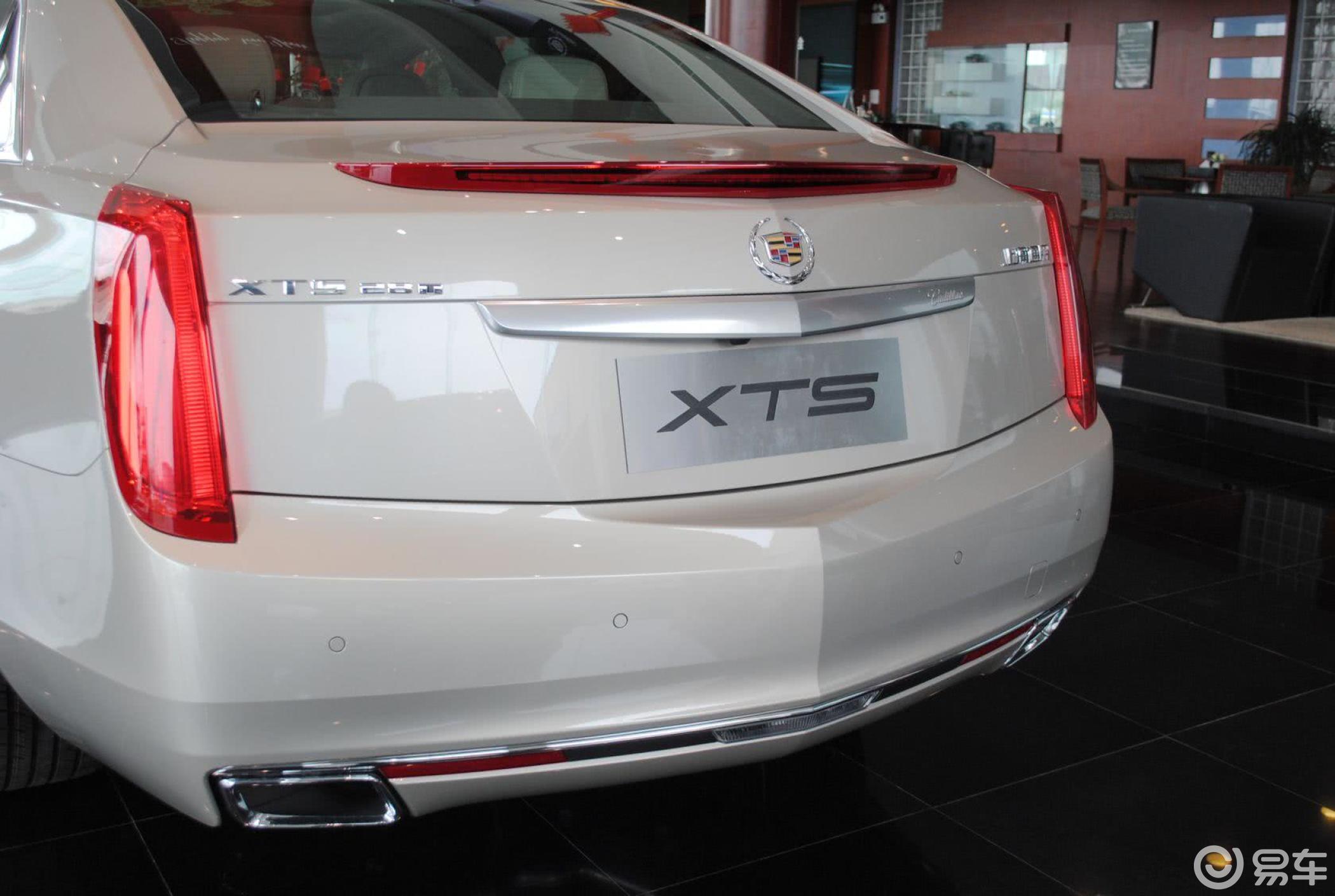 【凯迪拉克xts2013款28t 豪华型车尾局部汽车图片-汽车图片大全】