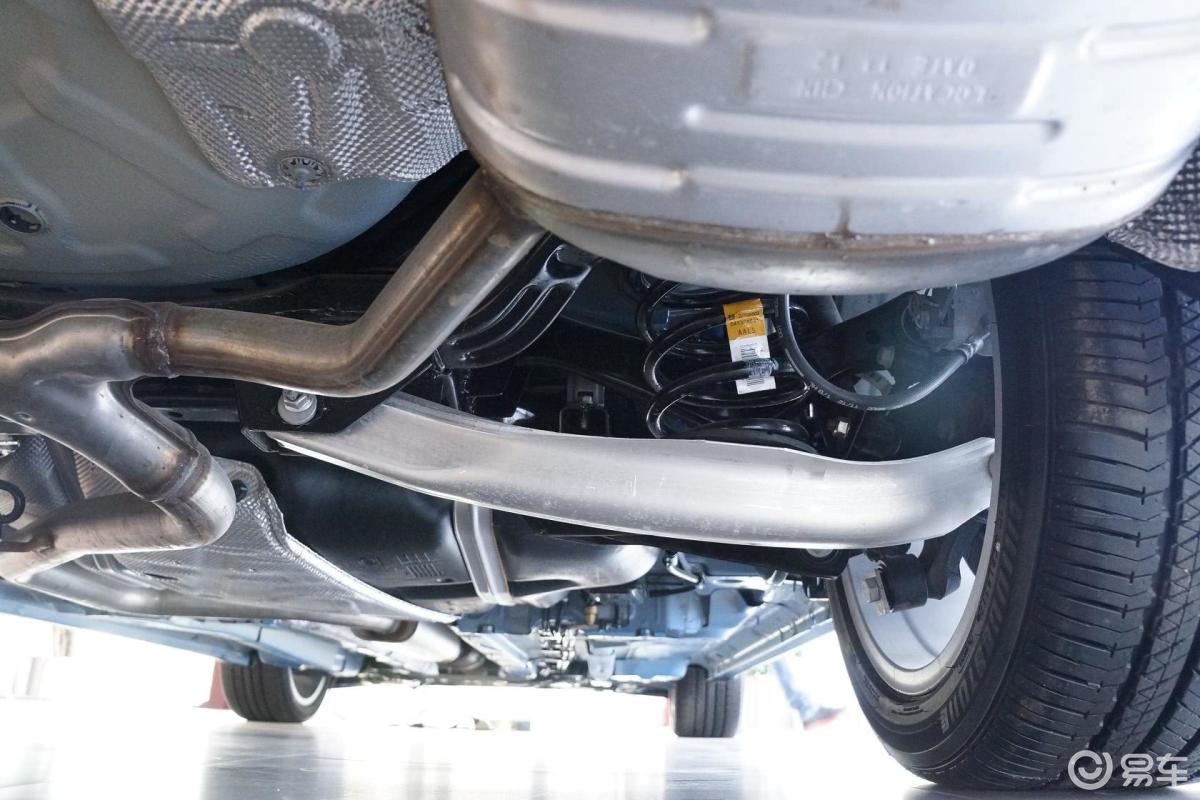 【君威2013款gs 2.