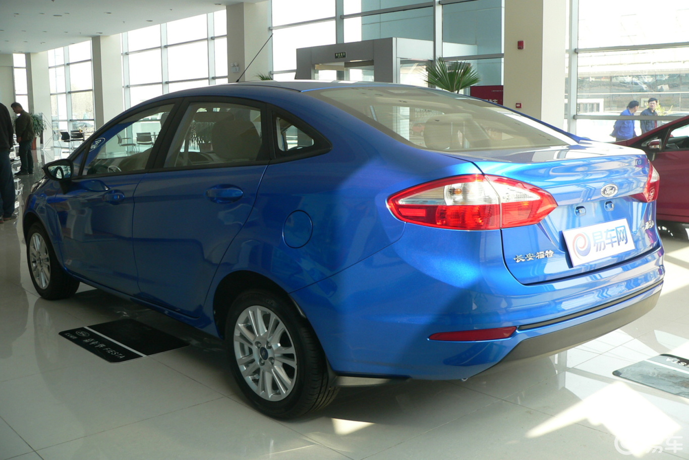 5l 自动 品尚型】福特嘉年华三厢_1.5l 自动 品尚型图片-网通社汽车