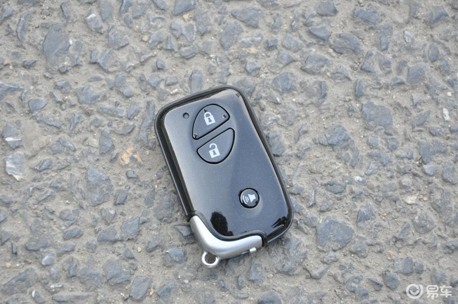 【比亚迪f32013款15l 自动 标准型钥匙汽车图片