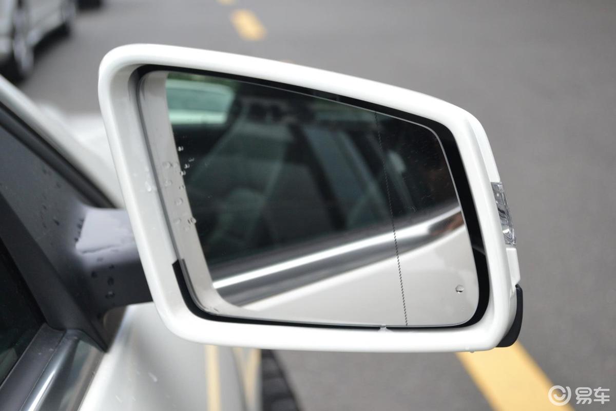 【奔驰c级(进口)2013款c180 轿跑版后视镜镜面(后)汽车图片-汽车图片