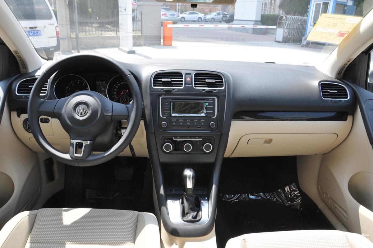 【高尔夫2012款1.