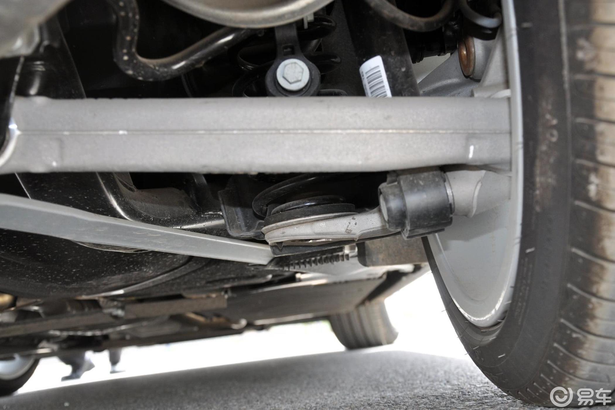 【奥迪a52013款sportback 40tfsi后悬挂汽车图片-汽车图片大全】-易车