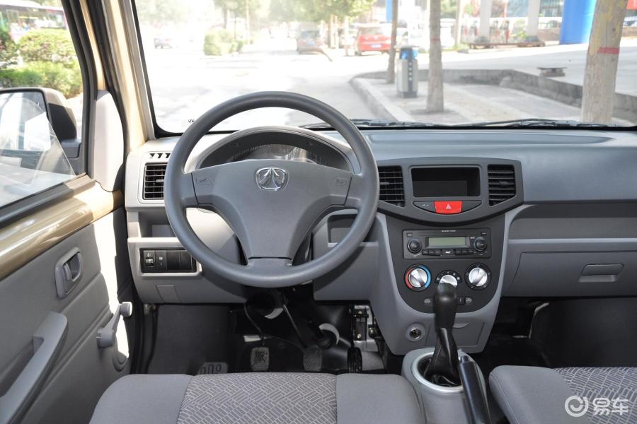 北汽威旺306 完整内饰图