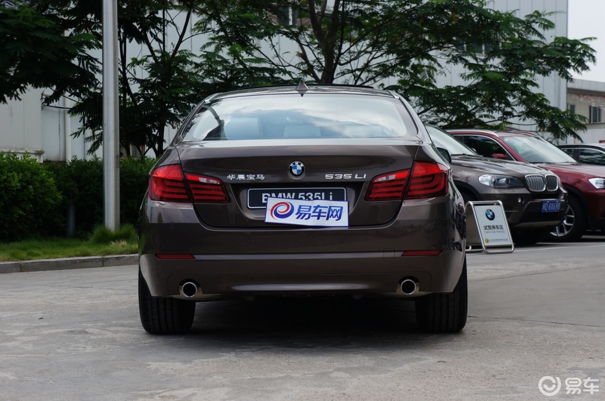 【宝马5系2013款535li 卓乐版正后水平汽车图片-汽车图片大全】-易车