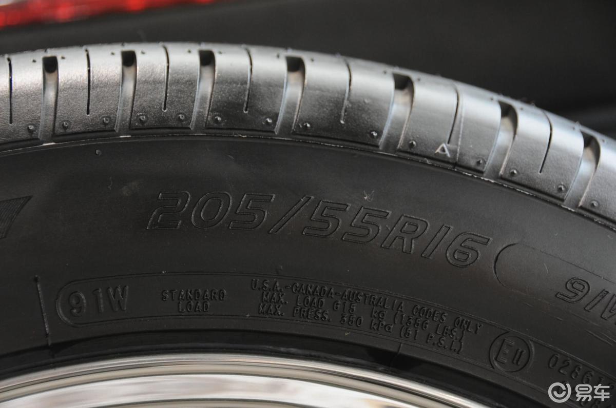 【摩根roadster2013款3.7l 4座轮胎规格汽车图片-汽车图片大全】-易车