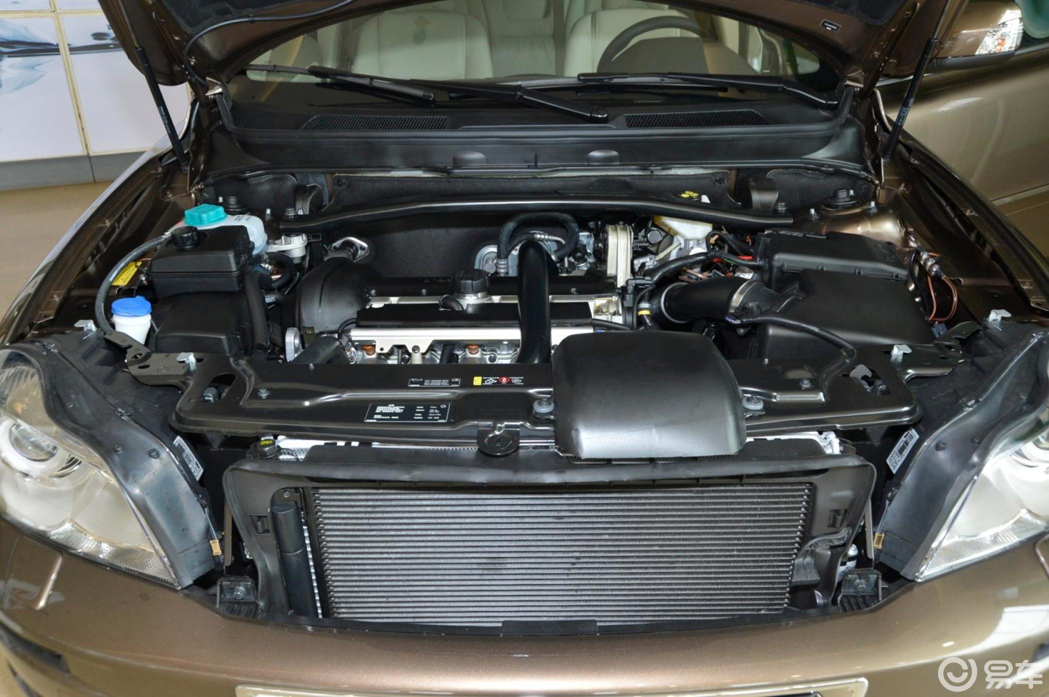 【沃尔沃xc902013款2.