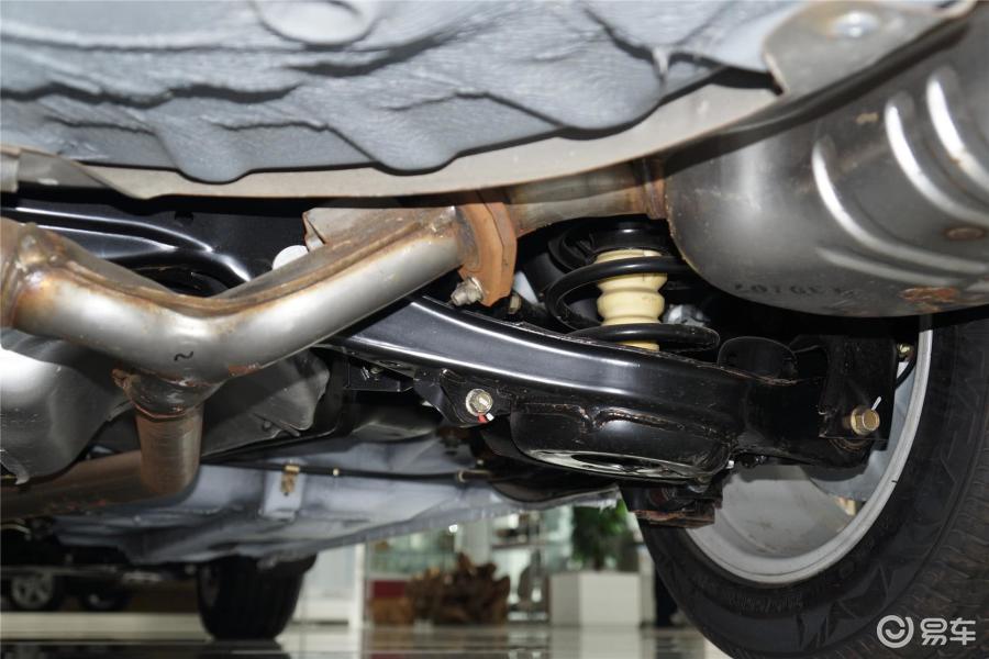 【奔腾b702012款1.