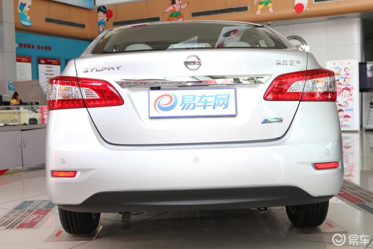 6l 自动 xl 豪华版正后水平汽车图片-汽车图片大全】-易车