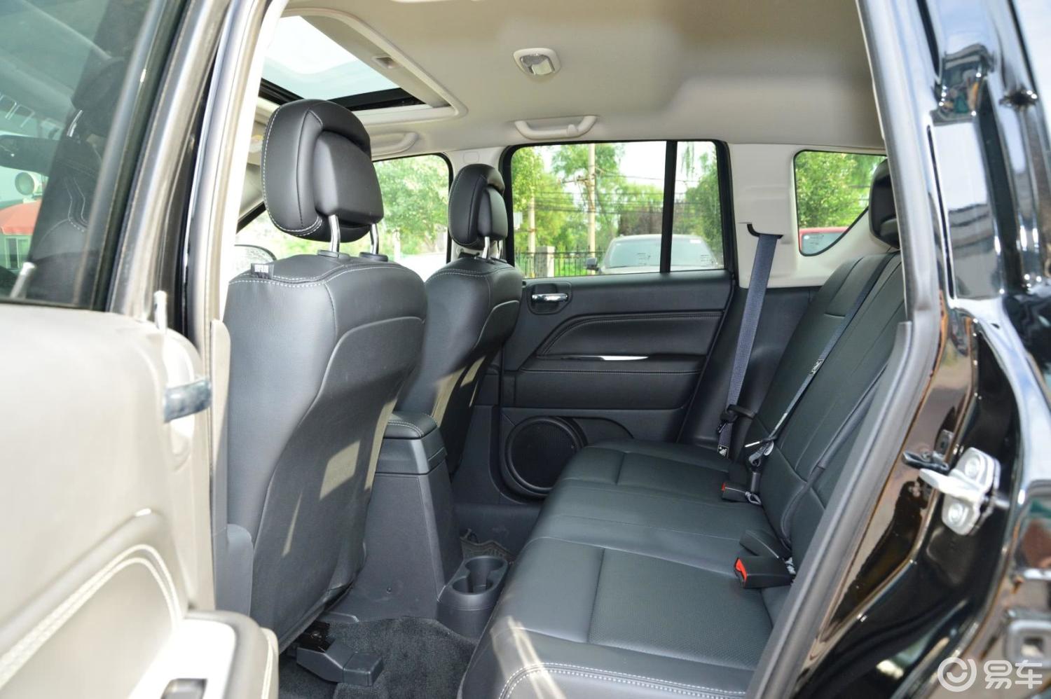 2.4l 自动 豪华版