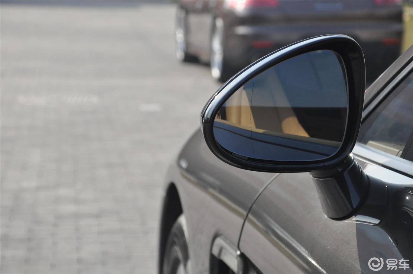 后视镜镜面(后)