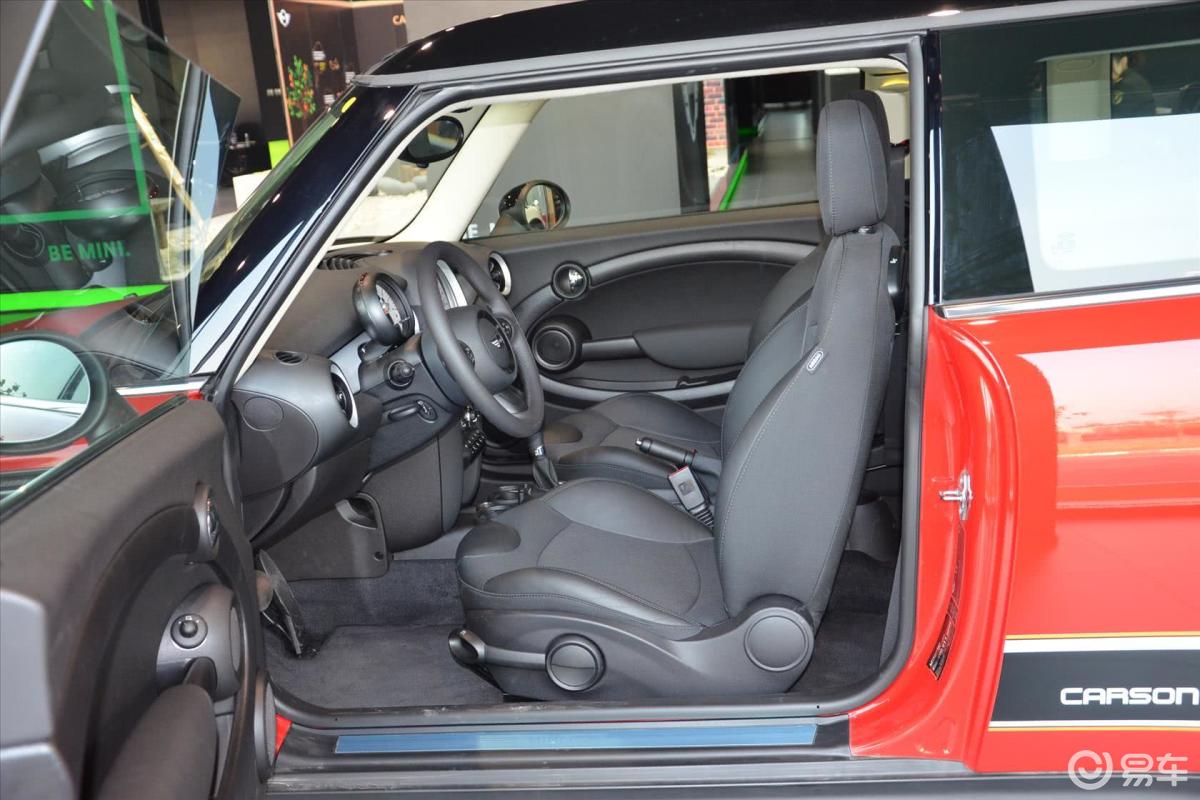 【mini clubman2011款cooper fun前排空间汽车图片-汽车图片大全】