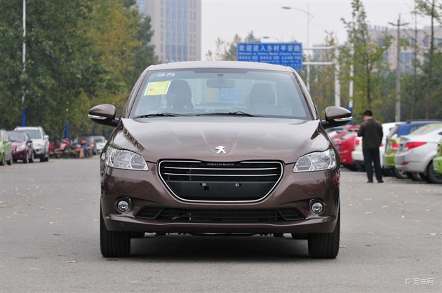 东风标致301朝阳地区现车现已到店