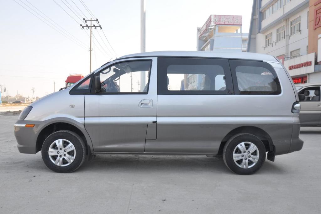 图片库 菱智 外观图片 2014款 m3 1.