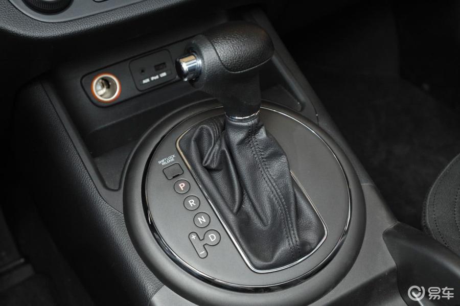 东风悦达起亚  智跑 2014款  2016款  2015款  2014款  2012款  2010