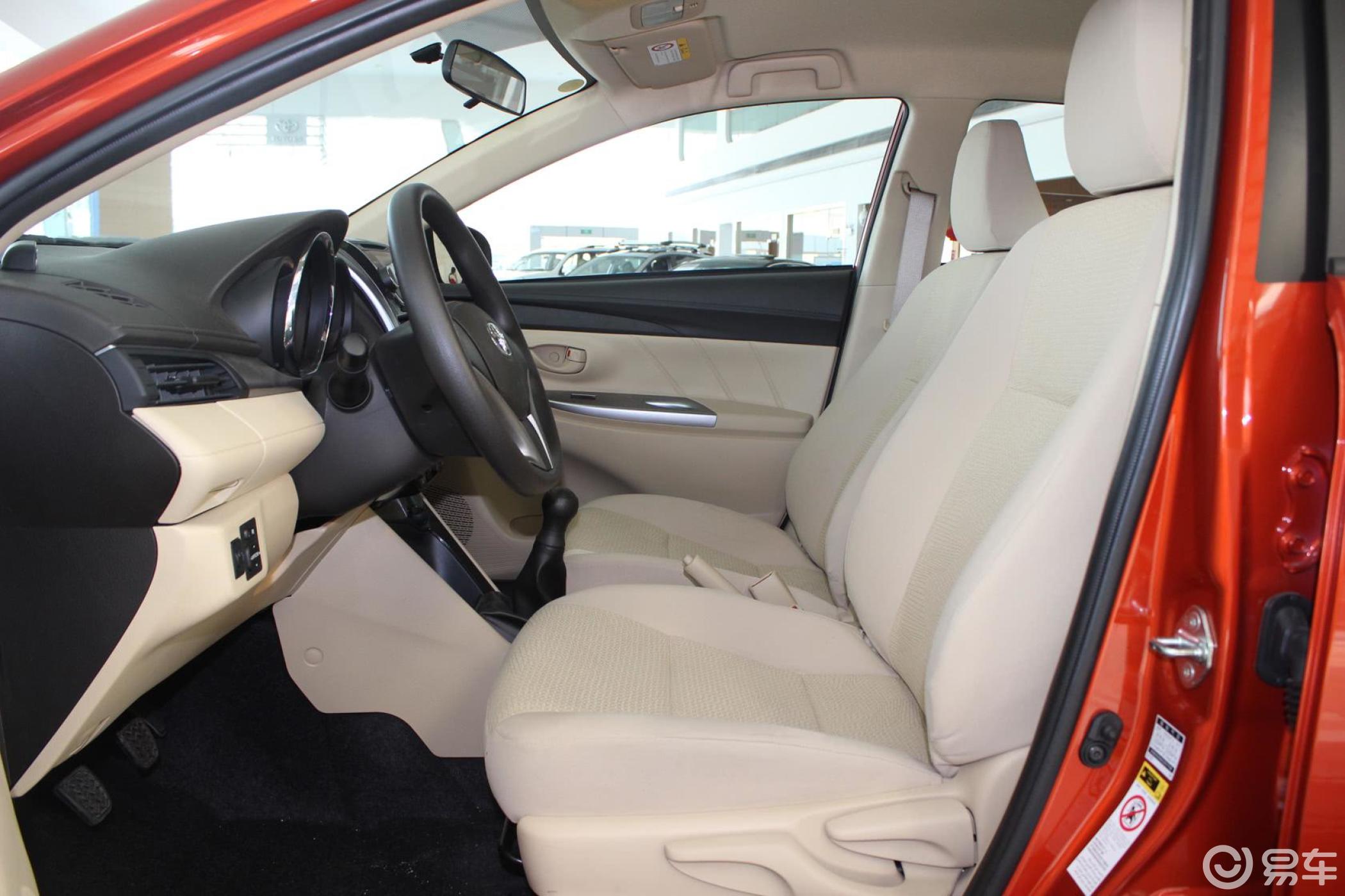 【威驰2014款1.5l 手动 智尚版前排空间汽车图片-汽车图片大全】-易车