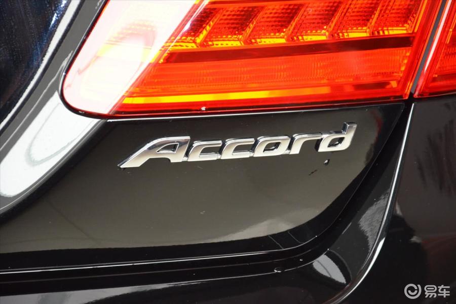 【雅阁2014款2.0l lx 舒适版尾标汽车图片-汽车图片大全】-易车网