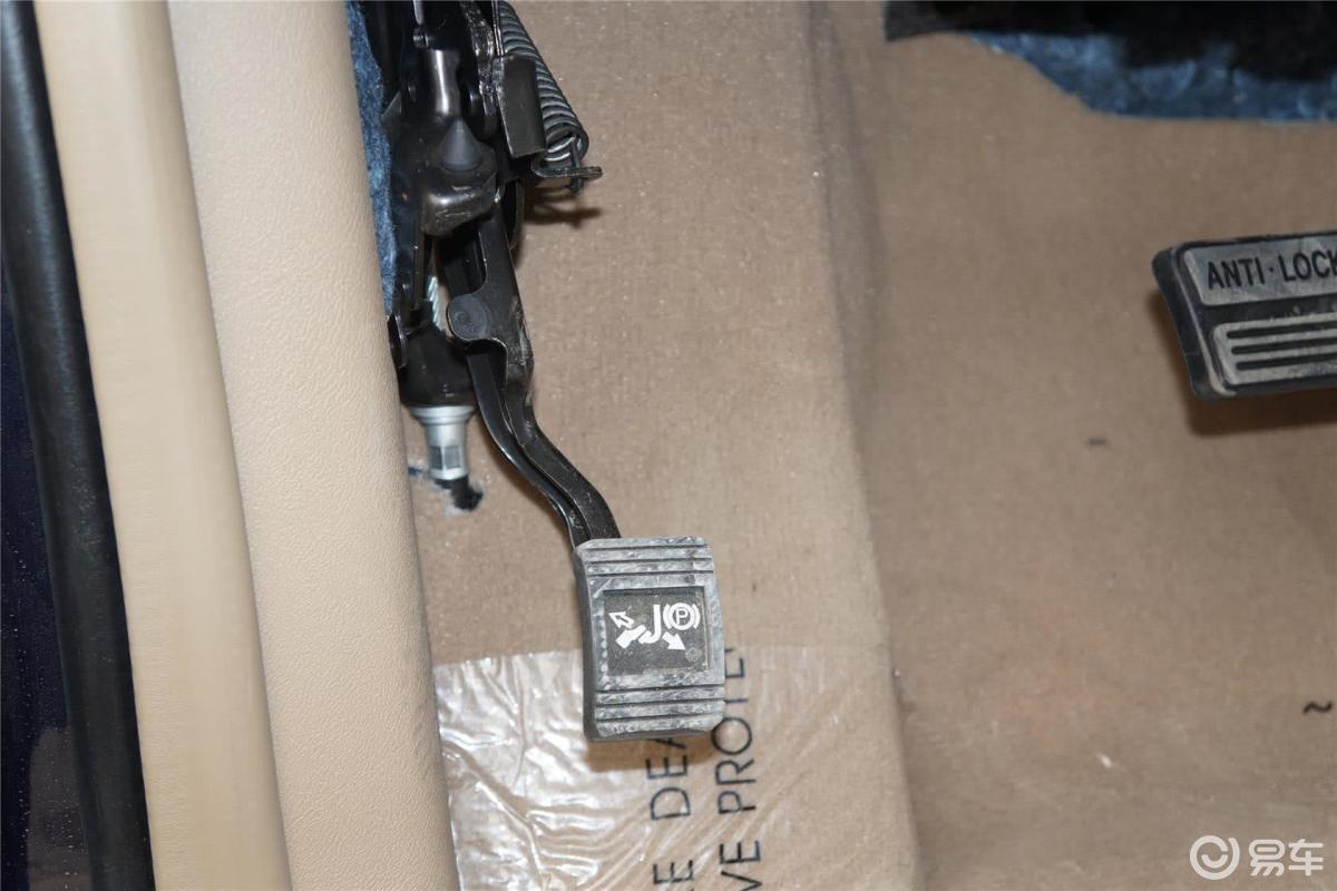 【别克gl82014款陆上公务舱 2.