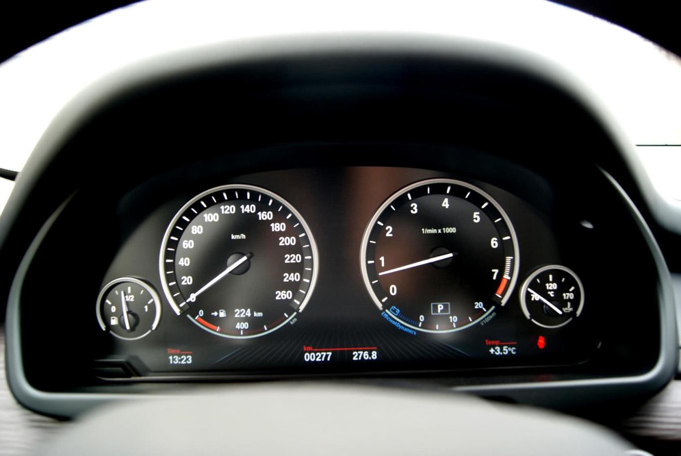 xdrive35i 尊享型仪表盘背光显示