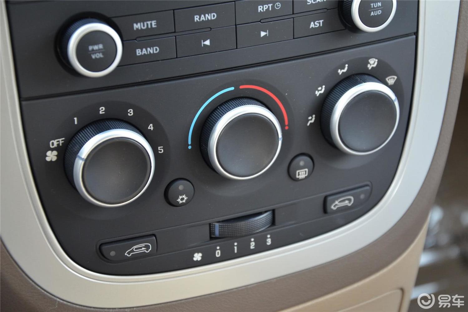 【别克gl82014款陆上公务舱 2.