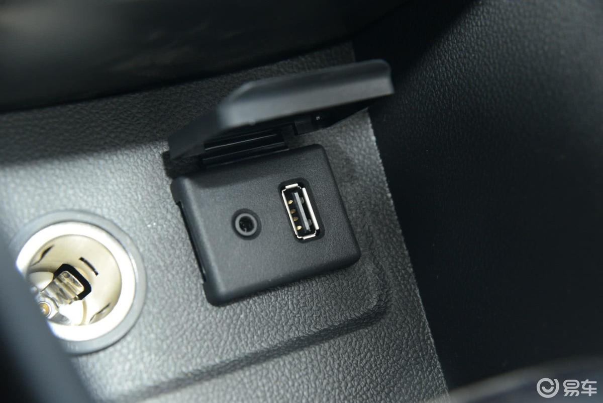 4t g 自动 两驱 都市精英型usb接口汽车图片-汽车图片大全】-易车