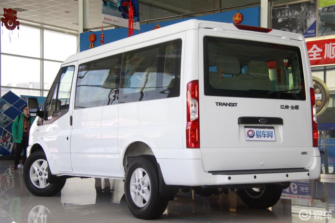 【福特新世代全顺 柴油 7座短轴 中低顶 豪华(国4)】福特新世代全顺