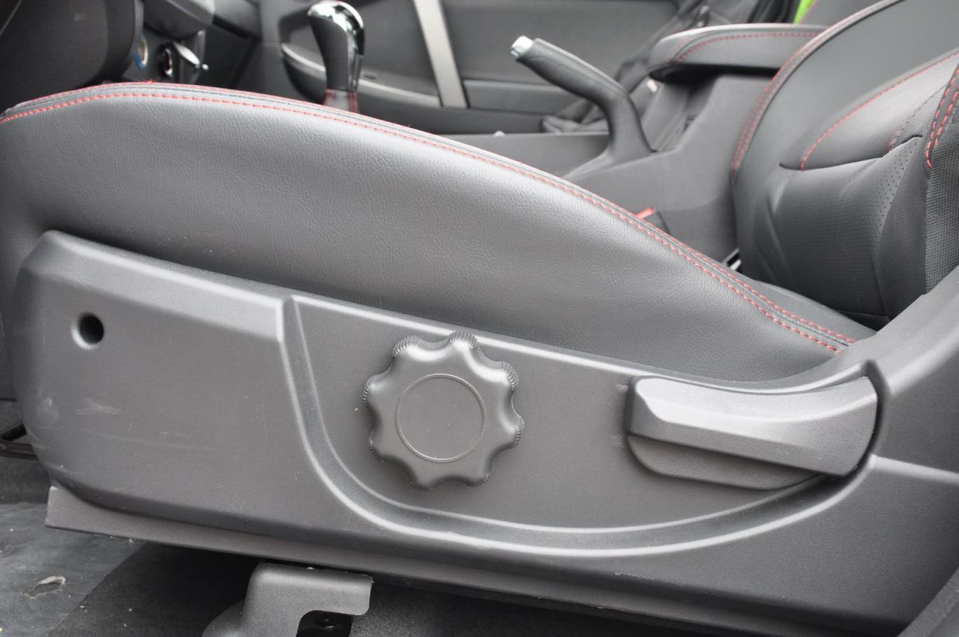 8l 手动 精英型座椅调节键图片-汽车图片大全】-易车