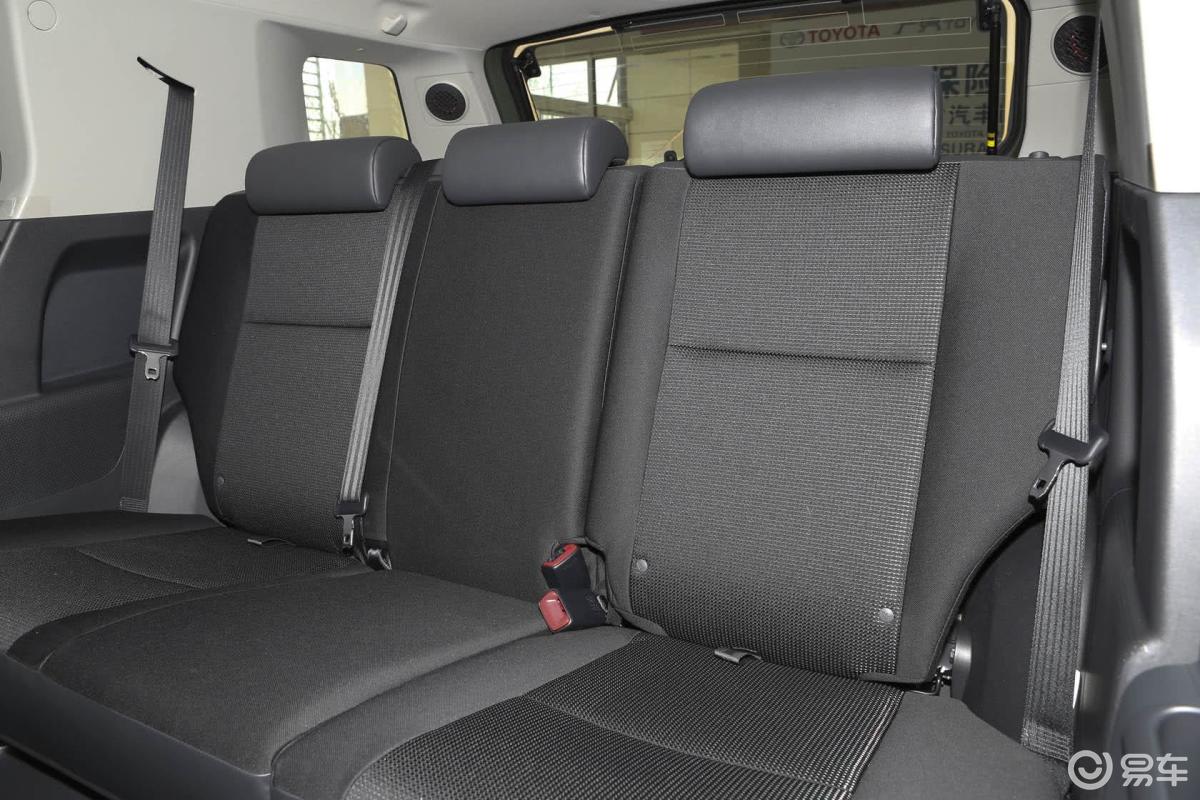 【fj酷路泽2013款4.0l 自动后排座椅汽车图片-汽车图片大全】-易车