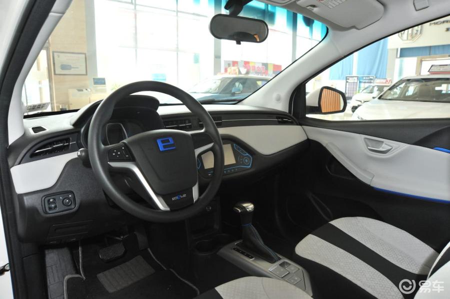 【荣威e502013款e50内饰汽车图片-汽车图片大全】-易车网