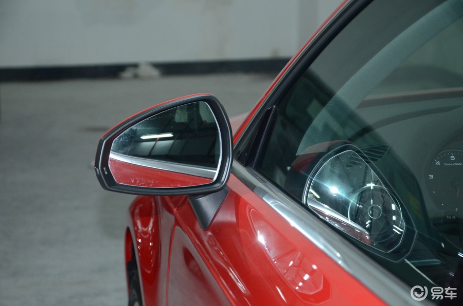 奥迪a3 后视镜镜面图