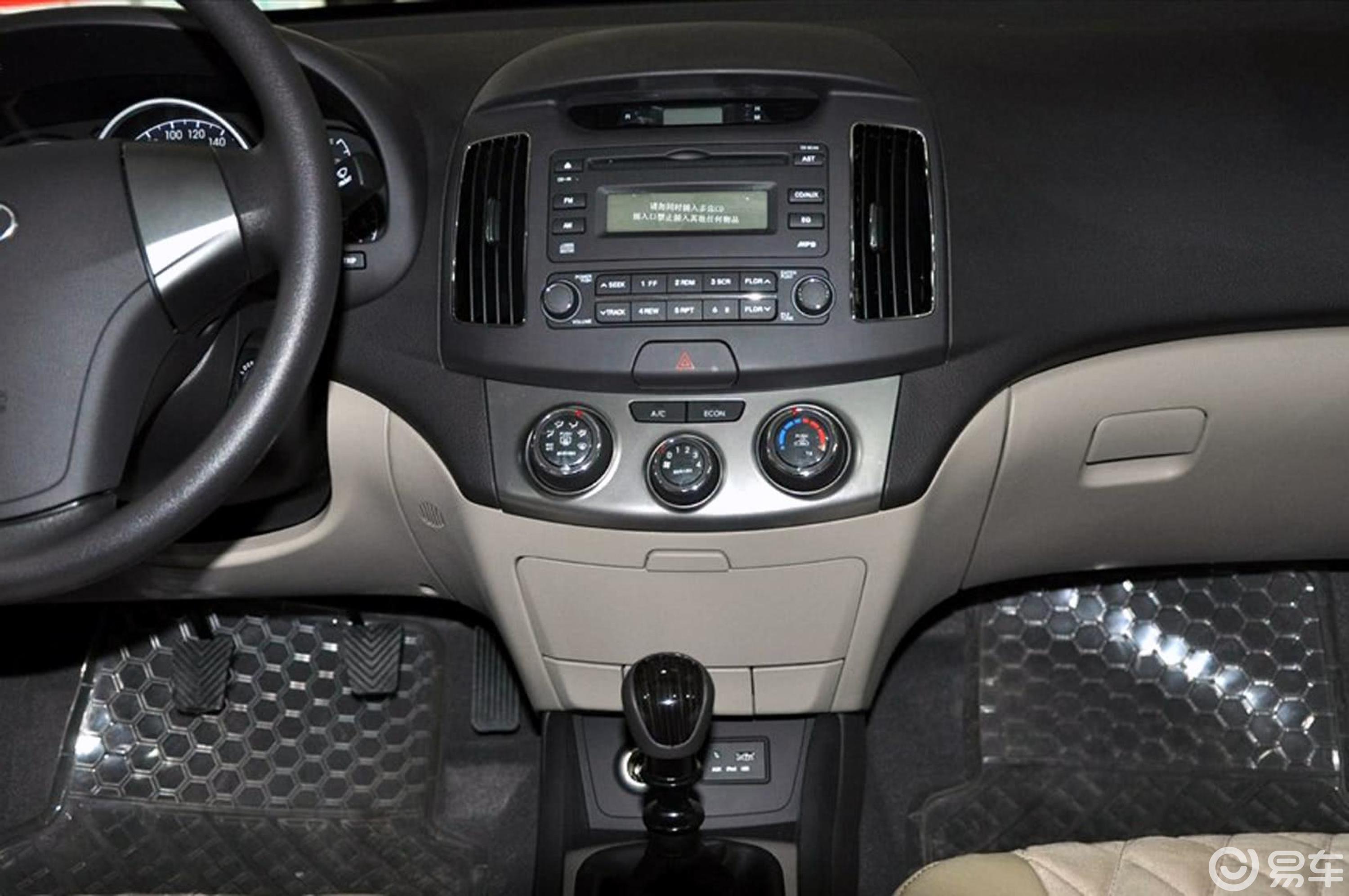 【悦动2011款1.6l gl 手动中控台整体汽车图片-汽车图片大全】-易车