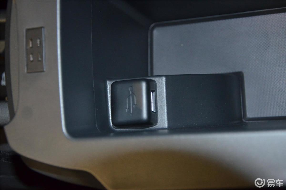 6l 经典 手动 优尚型usb接口汽车图片-汽车图片大全】-易车