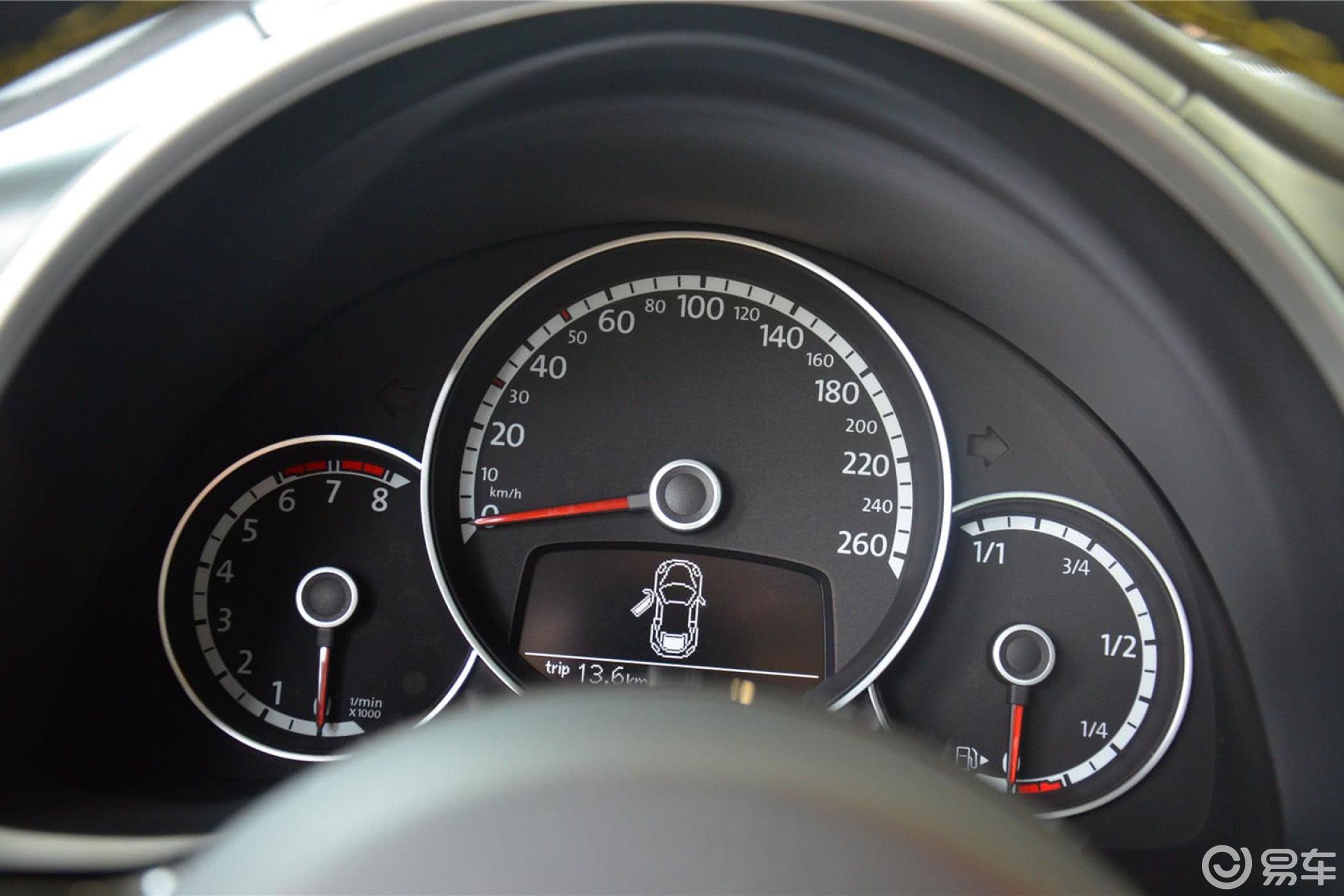【甲壳虫2014款380tsi 性能版仪表盘汽车图片-汽车图片大全】-易车